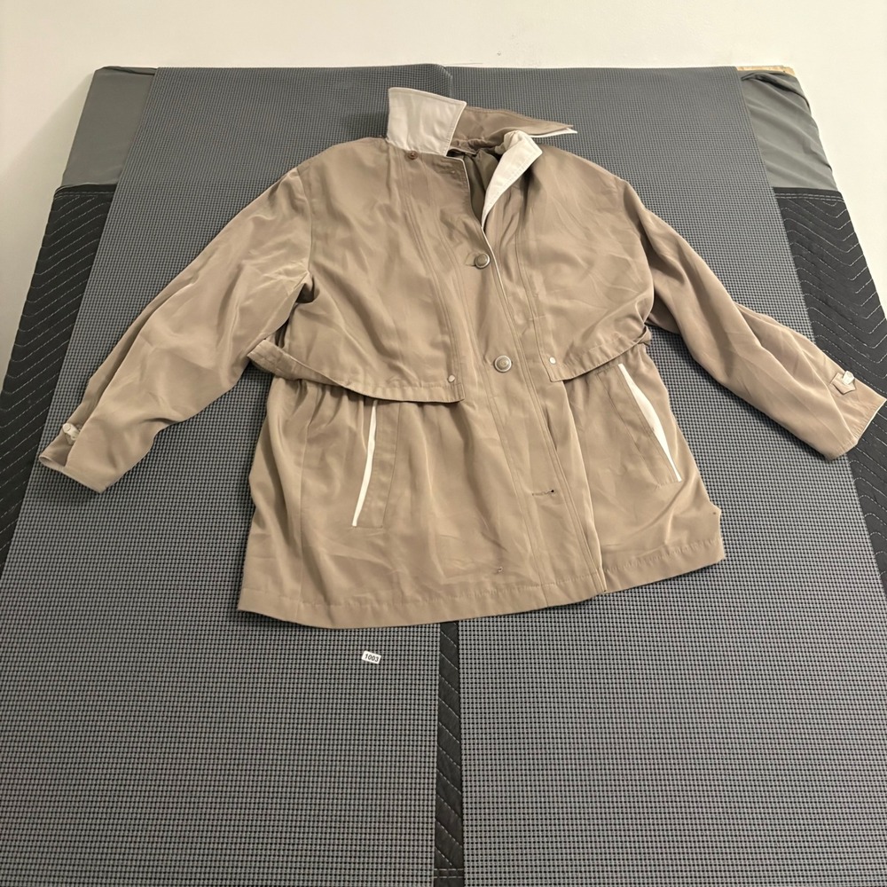 CS Signature Womens Tan Lightweight Layered Windbreaker Jacket Size M RN 15101